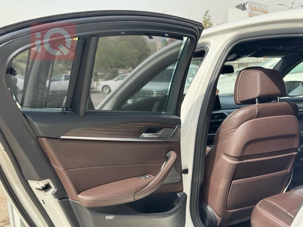 بي ام دبليو الفئة 5